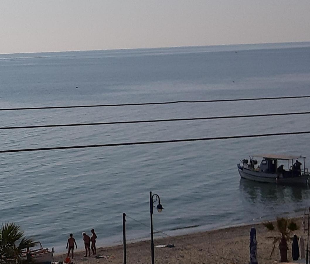 Sea View Apartments Artemis 렙토카리아 외부 사진